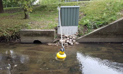 Vandløbsmålinger tager temperaturen på vandmiljøet